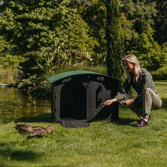 Nestera Large Goose/Duck House