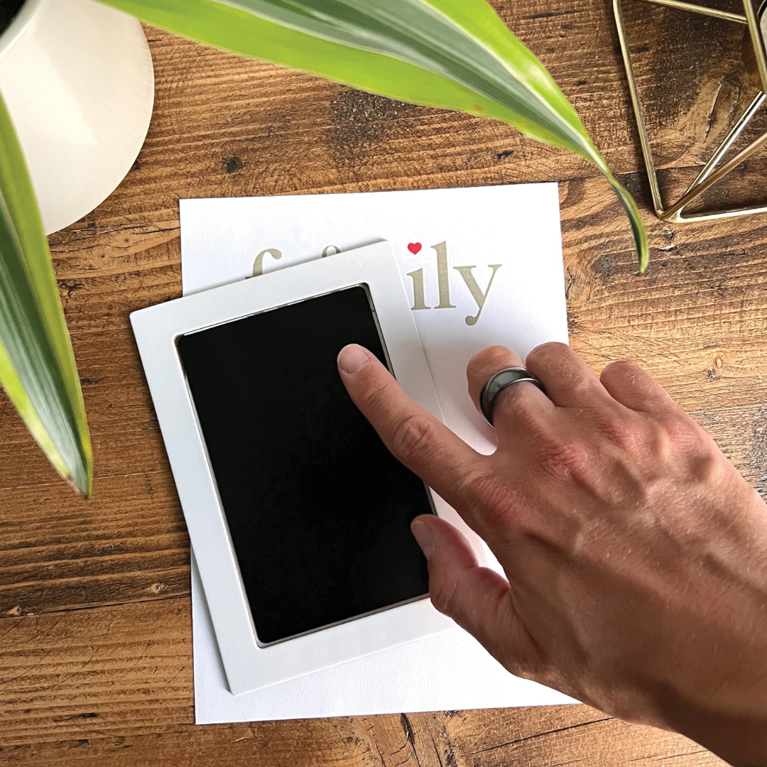 Family Finger & Pet Paw Print Frame With Ink Kit